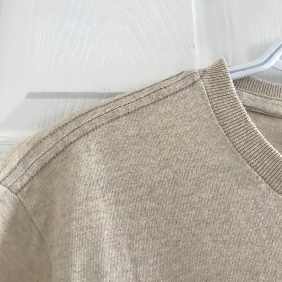 💐Spring Pick💐 Oatmeal Aeropostale Tee - Picture 7 of 9